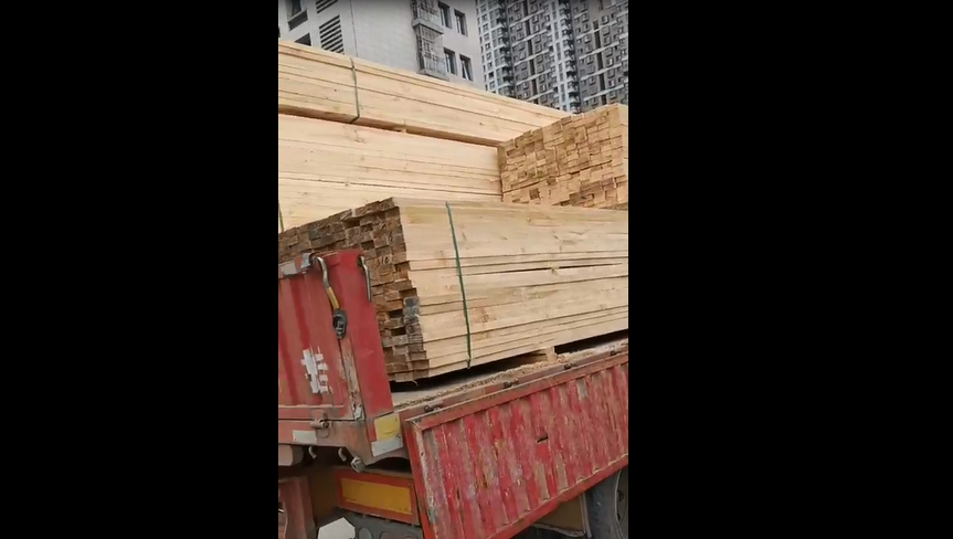 佰亿达镇江<a href='https://www.baiyidamuye.com/jzmf/' target='_blank'><u>建筑木方</u></a>厂家发货信息3