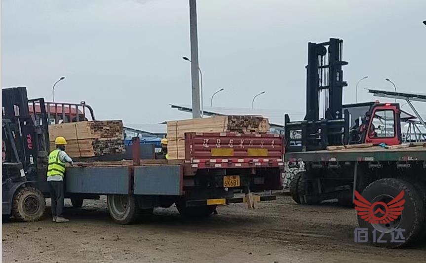 大连市开发区辐射松<a href='https://www.baiyidamuye.com/jzmf/' target='_blank'><u>建筑木方</u></a>到货信息【07-20】